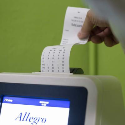 Analisi Sangue Farmacia Paruzzaro 12